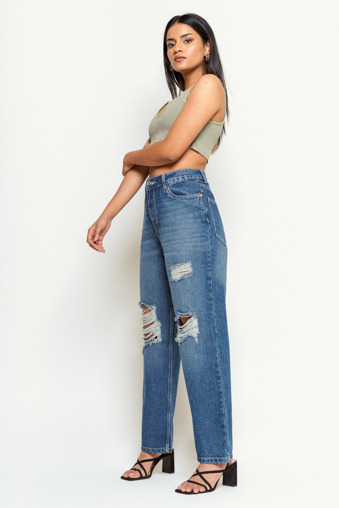 Modish Blue Women's Straight Jeans