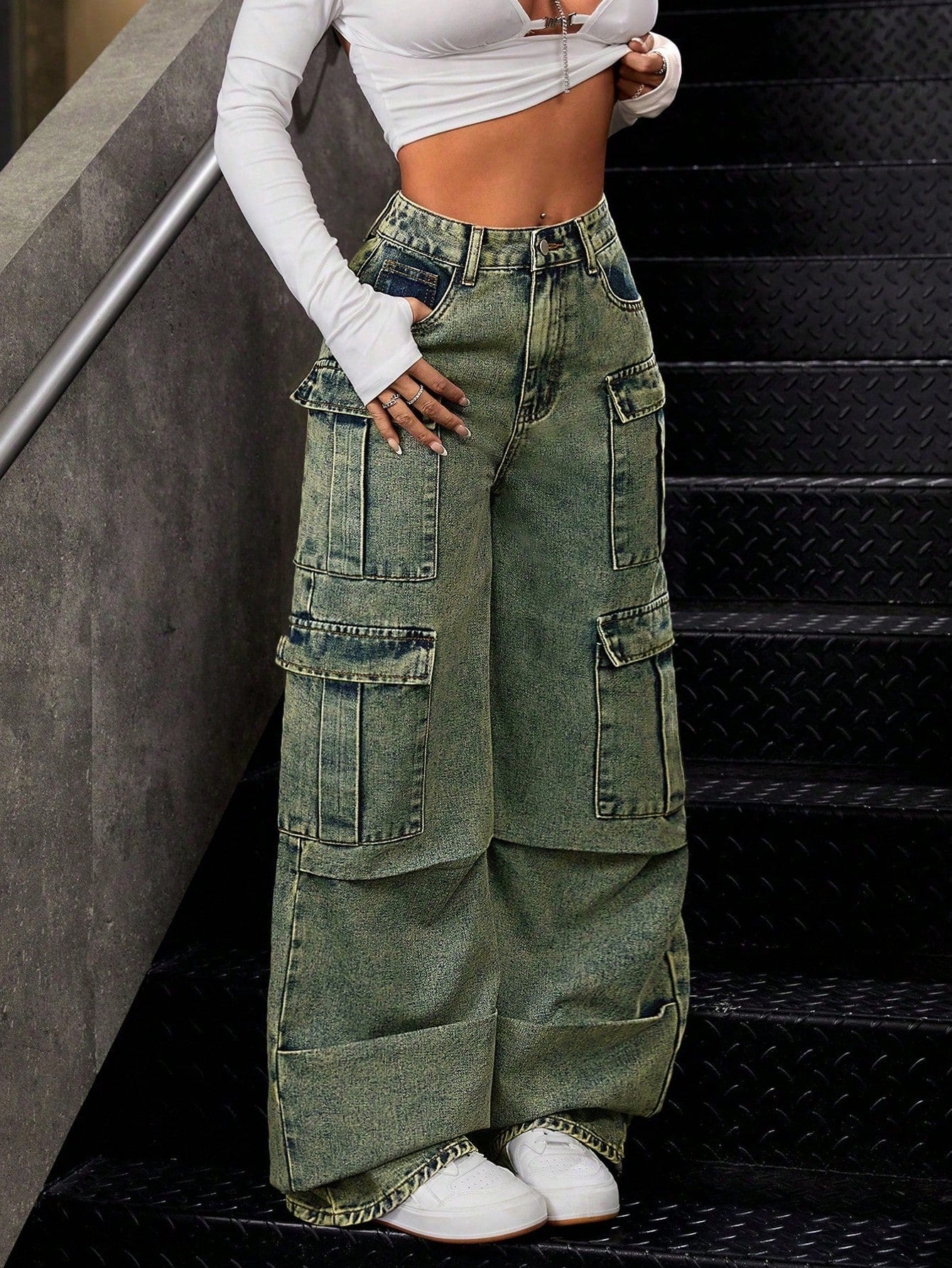 Dirty Fade Out Wash Cargo Denims